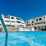 Cozy Alondras Park Retreat Апартаменты Арона