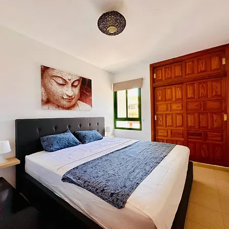 Cozy Alondras Park Retreat 公寓 阿罗纳