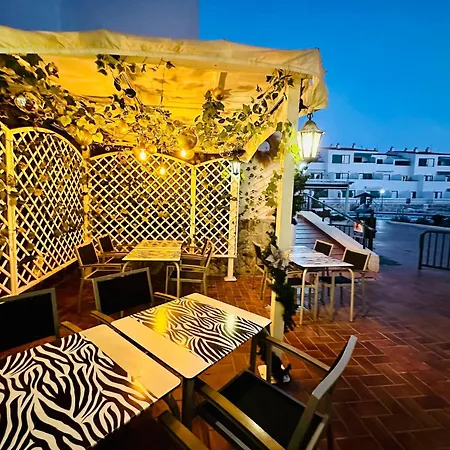 Cozy Alondras Park Retreat 公寓